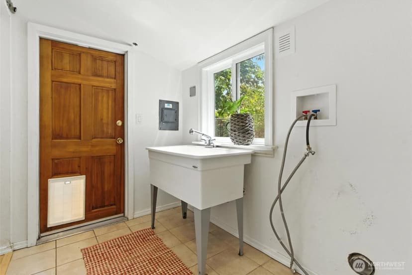Property photo for 2217 Winfield Avenue, Bremerton photo 18