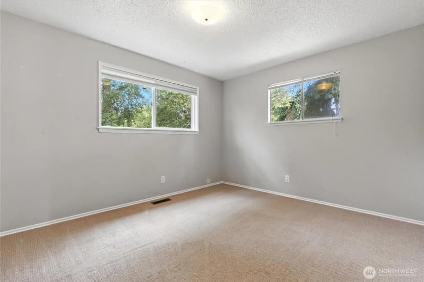 Property photo for 2217 Winfield Avenue, Bremerton photo 21