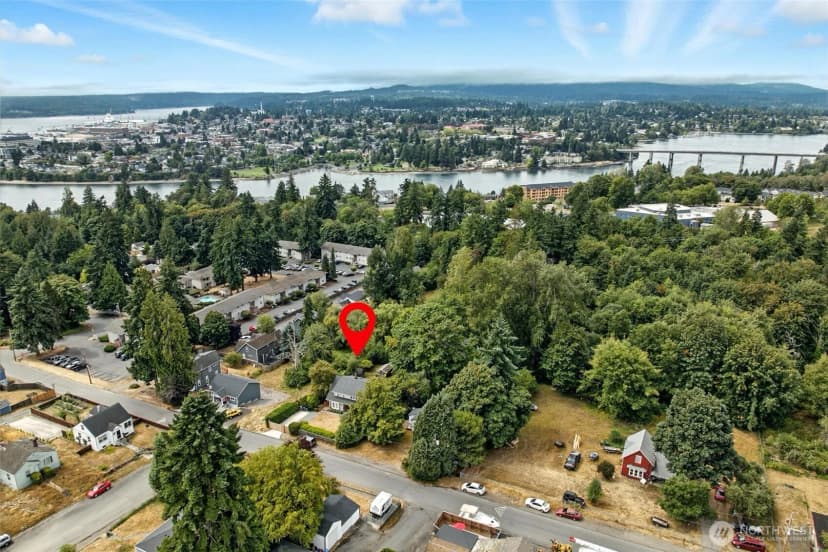 Property photo for 2217 Winfield Avenue, Bremerton photo 2