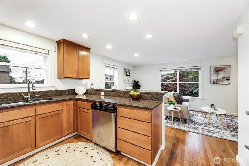 Property photo for 1508 12th Avenue S #b, Seattle photo 10