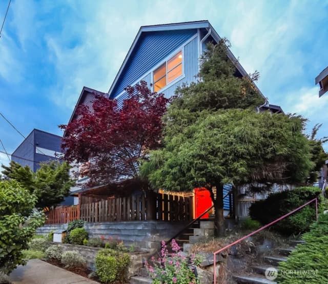 Property photo for 1508 12th Avenue S #b, Seattle