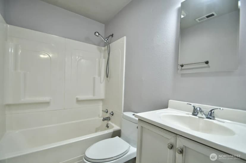 Property photo for 1310 Johnson Road, Centralia photo 13