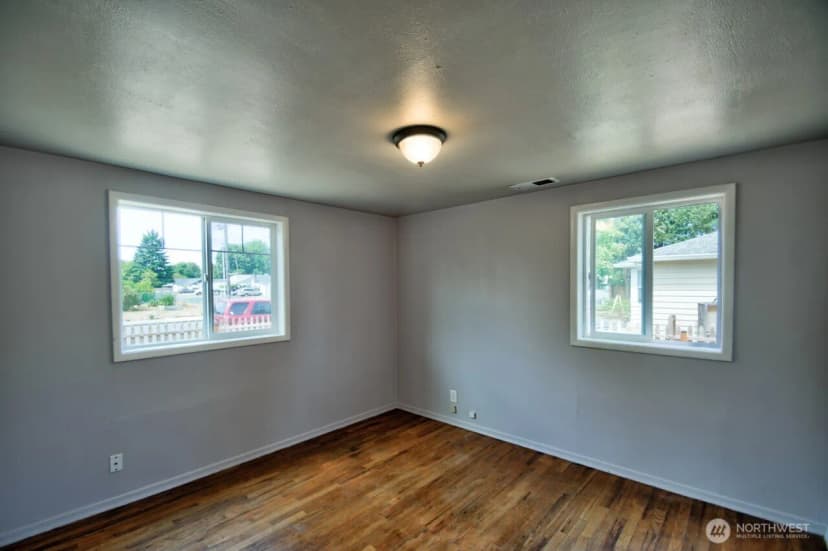 Property photo for 1310 Johnson Road, Centralia photo 17