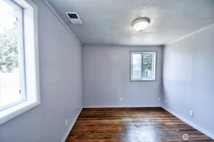Property photo for 1310 Johnson Road, Centralia photo 11