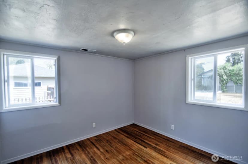Property photo for 1310 Johnson Road, Centralia photo 9