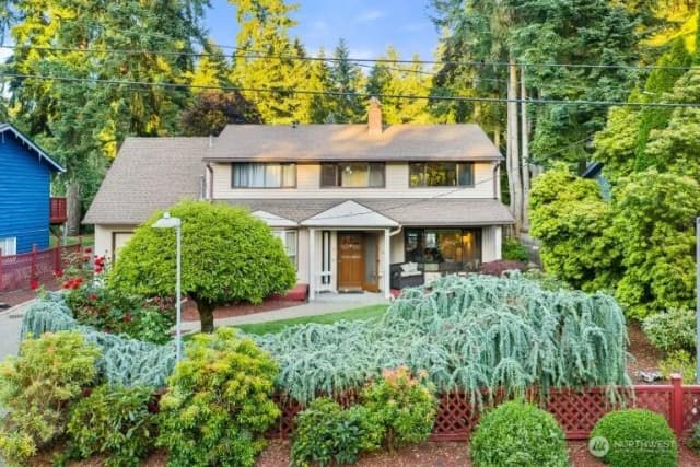 Property photo for 17310 Palatine Avenue N, Shoreline