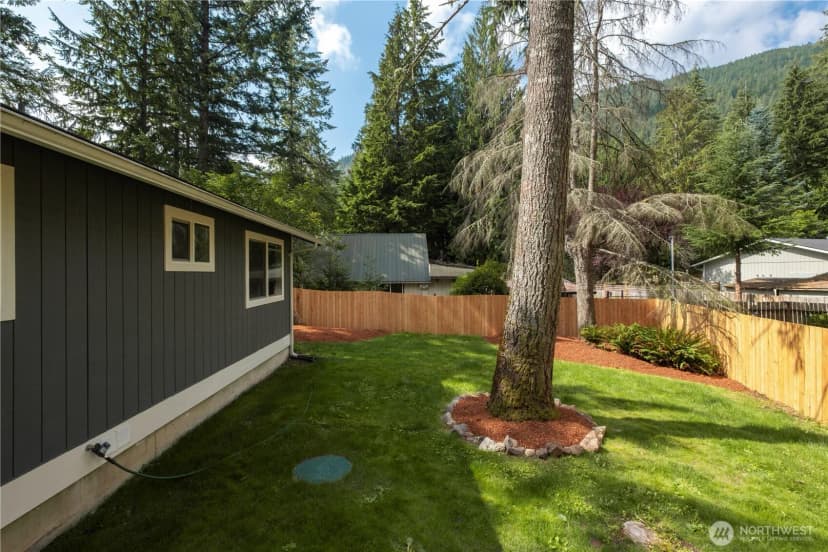 Property photo for 16915 424th Avenue Se, North Bend photo 27