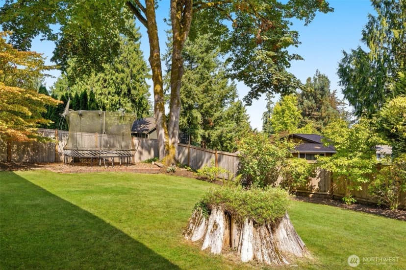 Property photo for 820 W Sunset Way, Issaquah photo 31