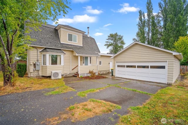 Property photo for 1812 Maryland Street, Bellingham photo 2