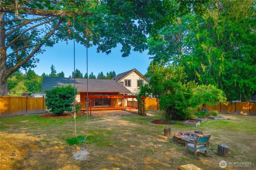 Property photo for 1242 Lidstrom Road E, Port Orchard