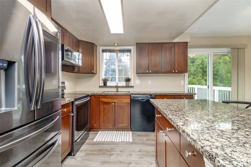 Property photo for 5106 Green Hills Avenue Ne, Tacoma photo 9