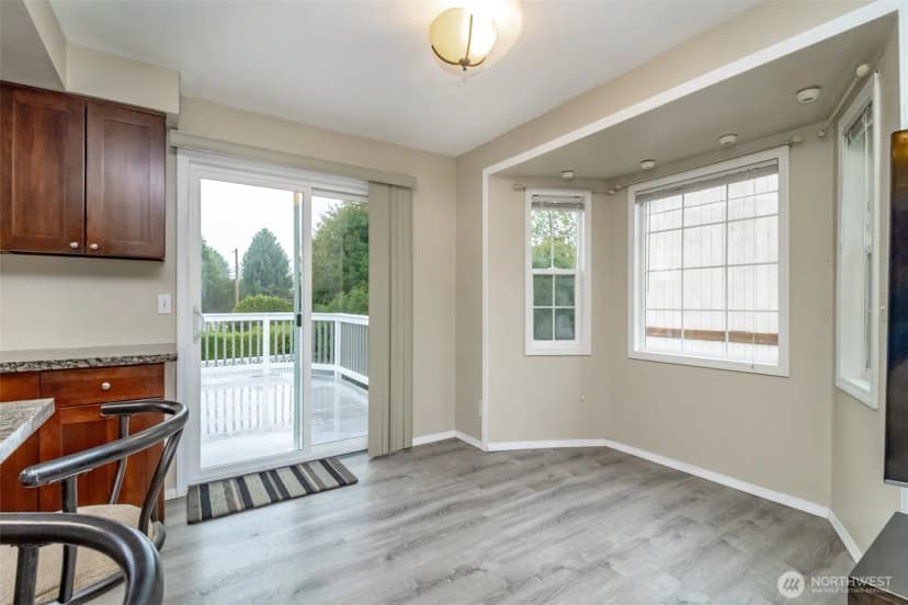 Property photo for 5106 Green Hills Avenue Ne, Tacoma photo 11