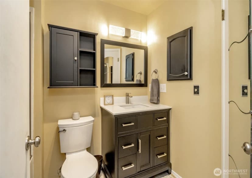 Property photo for 5106 Green Hills Avenue Ne, Tacoma photo 18