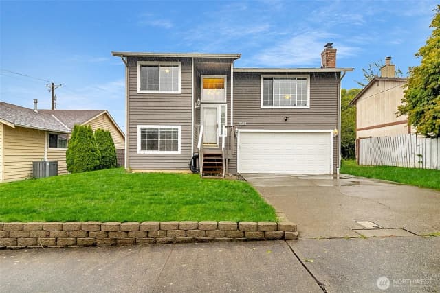Property photo for 5106 Green Hills Avenue Ne, Tacoma