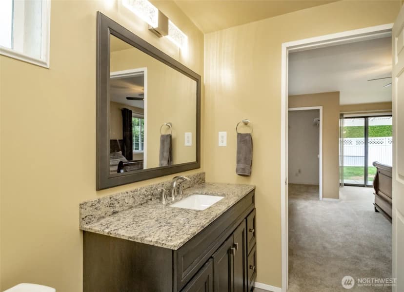 Property photo for 5106 Green Hills Avenue Ne, Tacoma photo 33