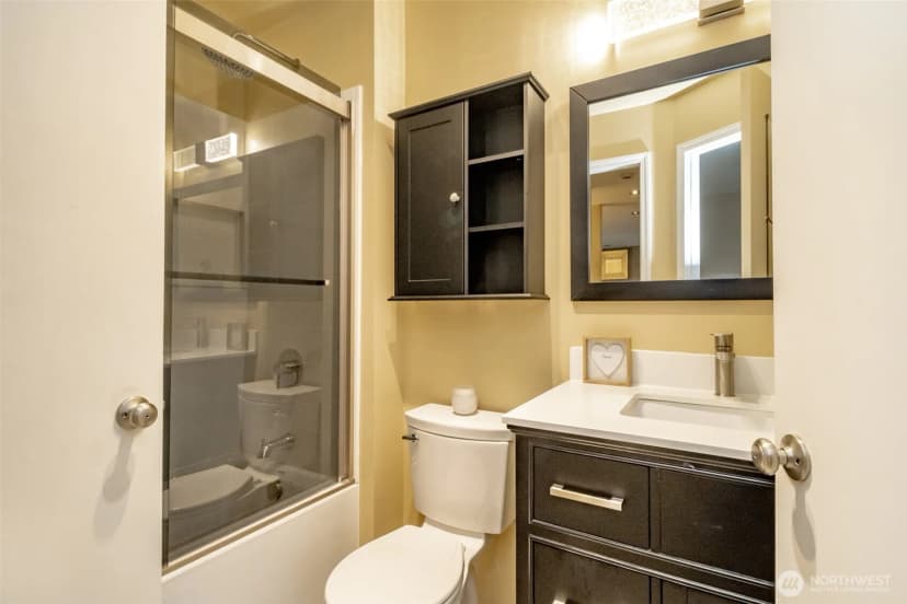 Property photo for 5106 Green Hills Avenue Ne, Tacoma photo 17