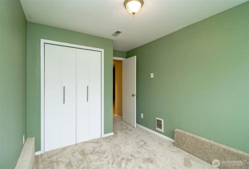 Property photo for 5106 Green Hills Avenue Ne, Tacoma photo 27