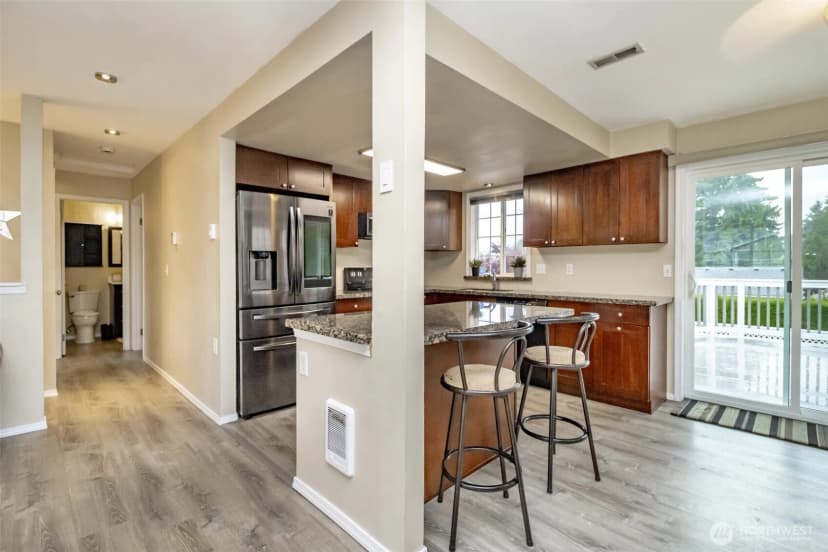 Property photo for 5106 Green Hills Avenue Ne, Tacoma photo 15