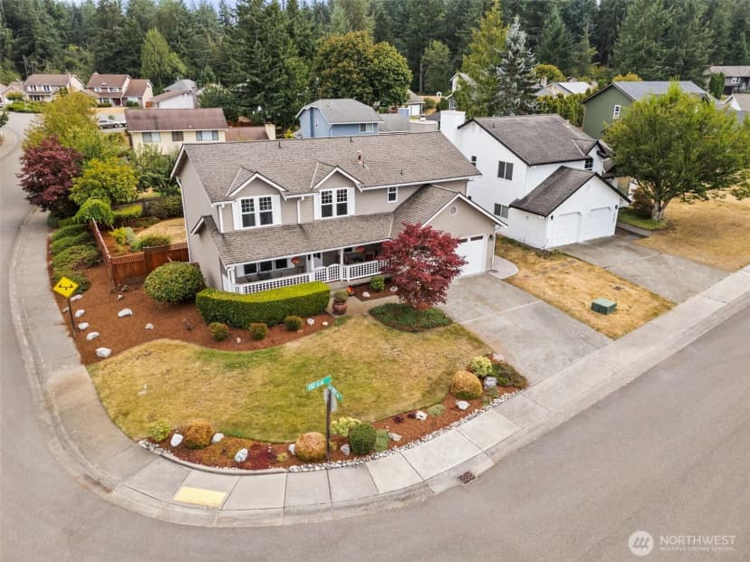 Property photo for 18300 152nd Court Se, Renton photo 36