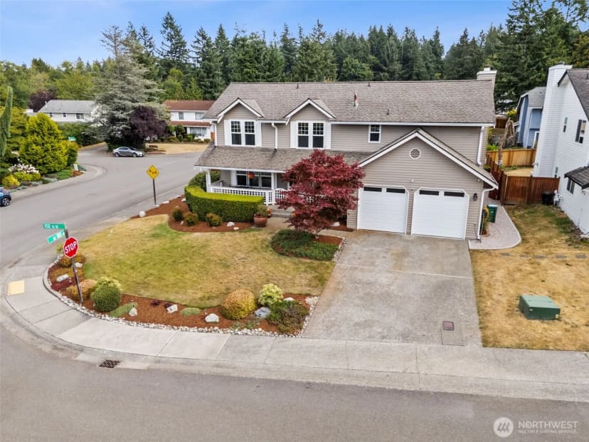 Property photo for 18300 152nd Court Se, Renton photo 35