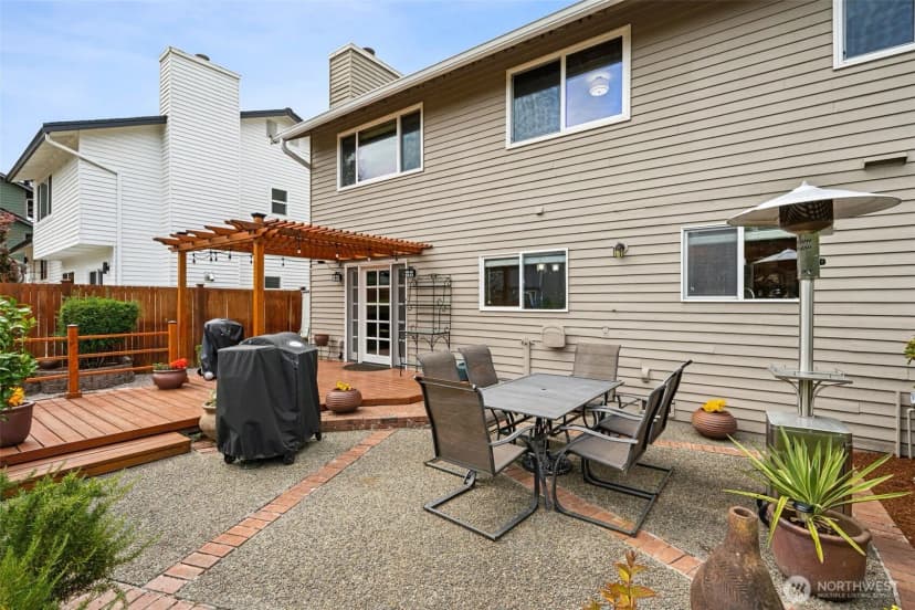 Property photo for 18300 152nd Court Se, Renton photo 30
