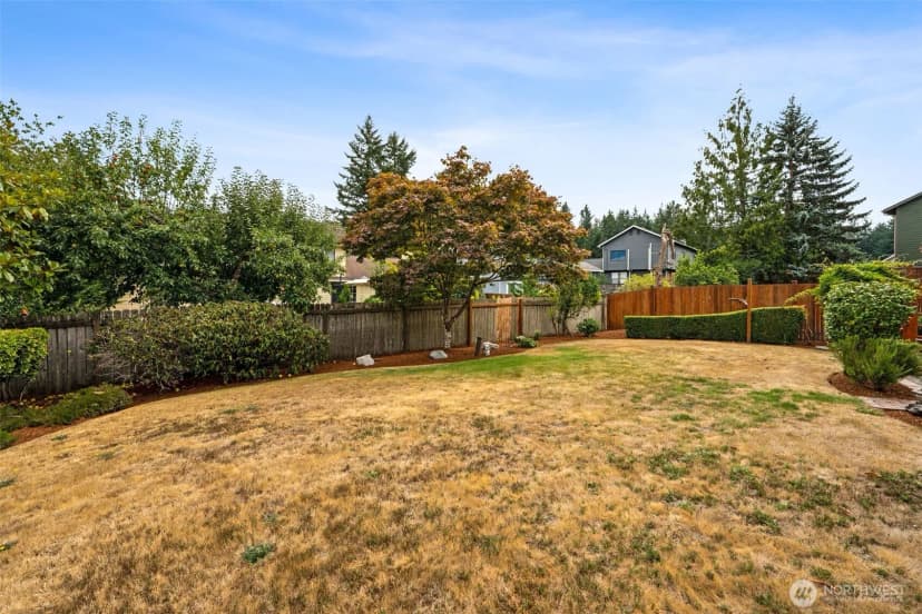 Property photo for 18300 152nd Court Se, Renton photo 31