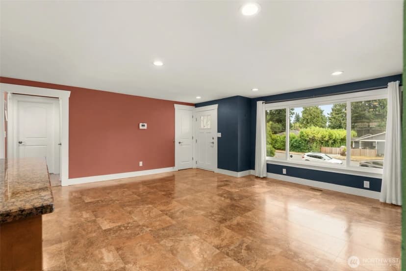 Property photo for 6415 190th Street Sw, Lynnwood photo 7