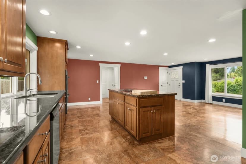 Property photo for 6415 190th Street Sw, Lynnwood photo 11