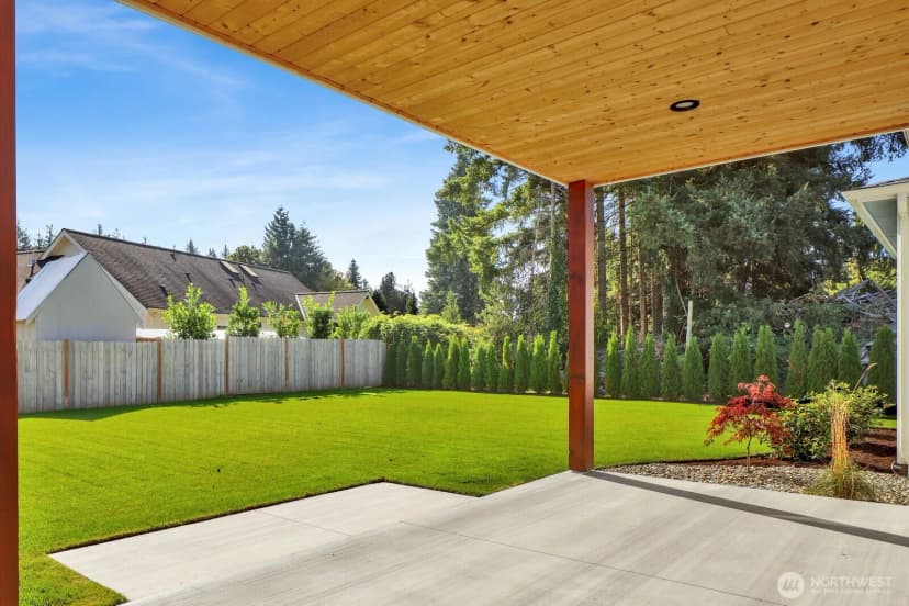 Property photo for 515 17th Street, Lynden photo 2