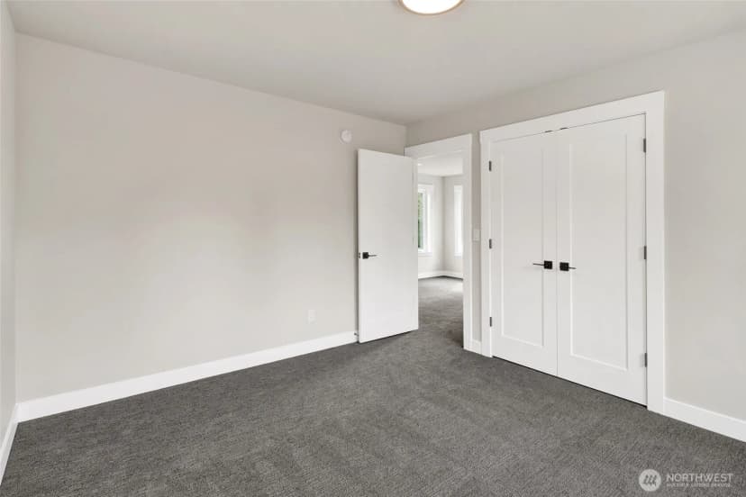 Property photo for 515 17th Street, Lynden photo 31