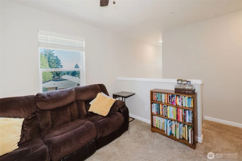 Property photo for 179 Russell Road, Bremerton photo 14