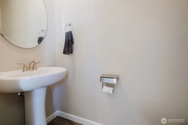 Property photo for 179 Russell Road, Bremerton photo 5
