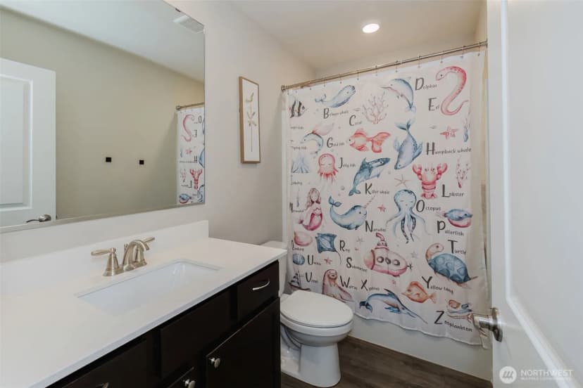 Property photo for 179 Russell Road, Bremerton photo 24