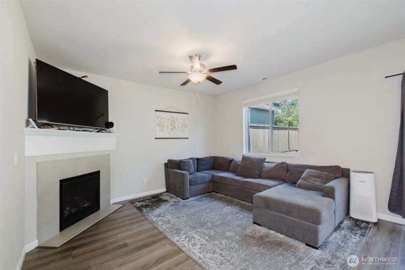 Property photo for 179 Russell Road, Bremerton photo 12