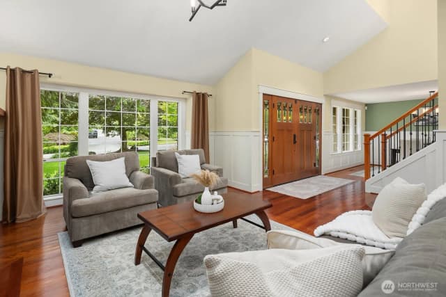 Property photo for 2640 262nd Place Se, Sammamish photo 5