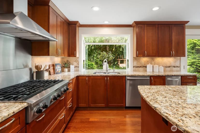 Property photo for 2640 262nd Place Se, Sammamish photo 13