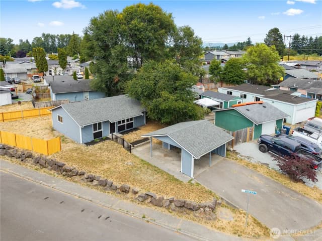 Property photo for 8702 12th Street Ne, Lake Stevens