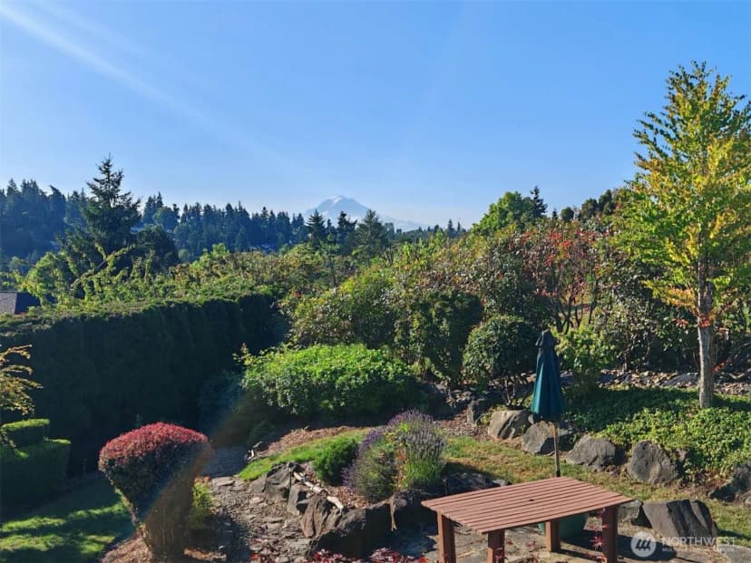 Property photo for 32918 49th Avenue Sw, Federal Way photo 2