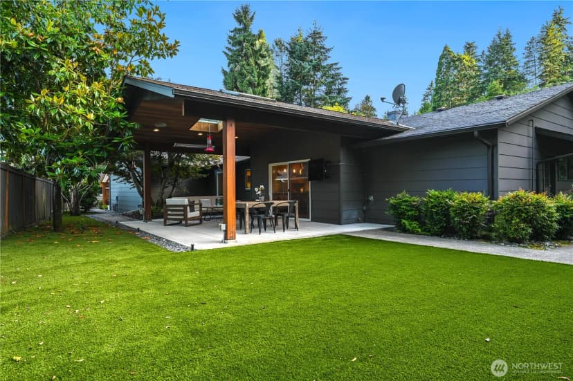 Property photo for 804 109th Avenue Se, Bellevue photo 34