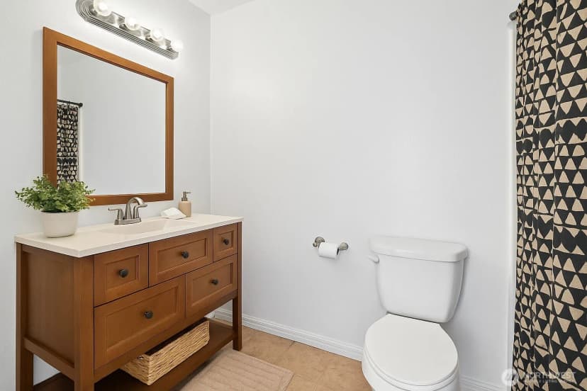 Property photo for 816 E 64th Street, Tacoma photo 6