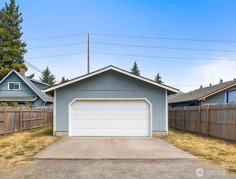 Property photo for 816 E 64th Street, Tacoma photo 11