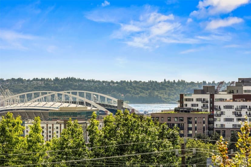 Property photo for 1616 E Yesler Way, Seattle photo 37