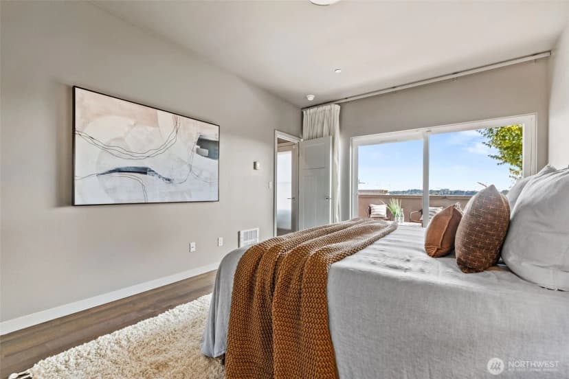 Property photo for 1616 E Yesler Way, Seattle photo 15