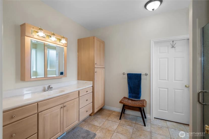 Property photo for 11745 Scott Creek Drive Sw, Olympia photo 15