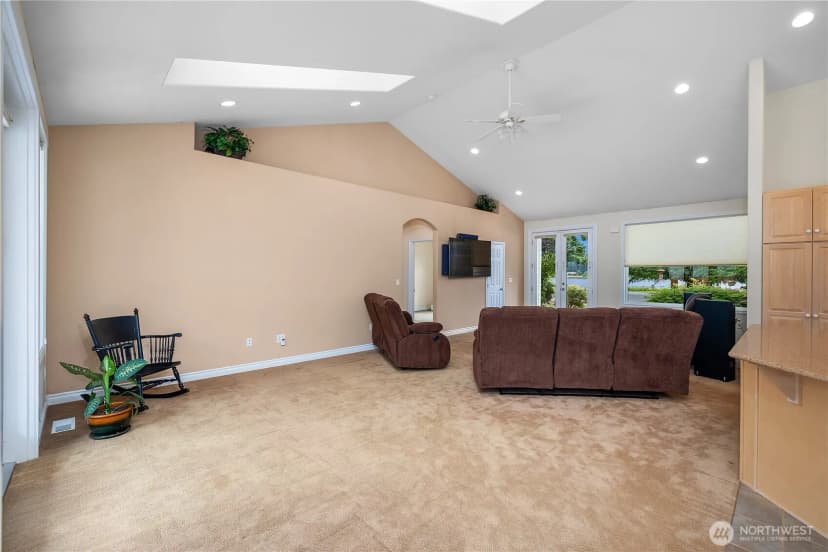 Property photo for 11745 Scott Creek Drive Sw, Olympia photo 8
