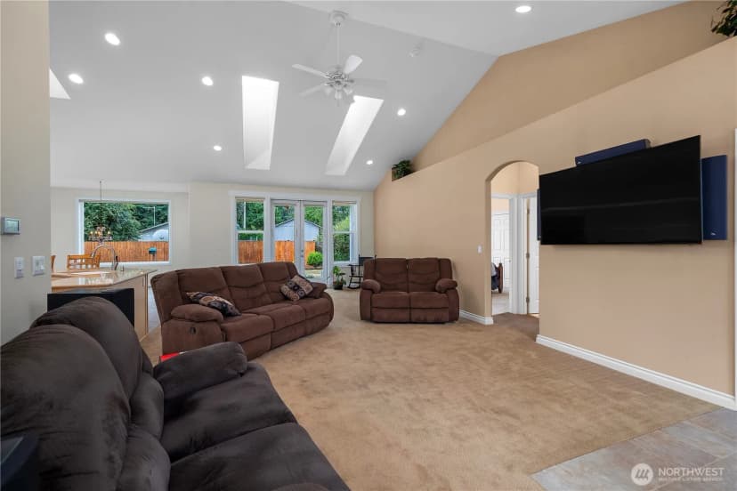 Property photo for 11745 Scott Creek Drive Sw, Olympia photo 6