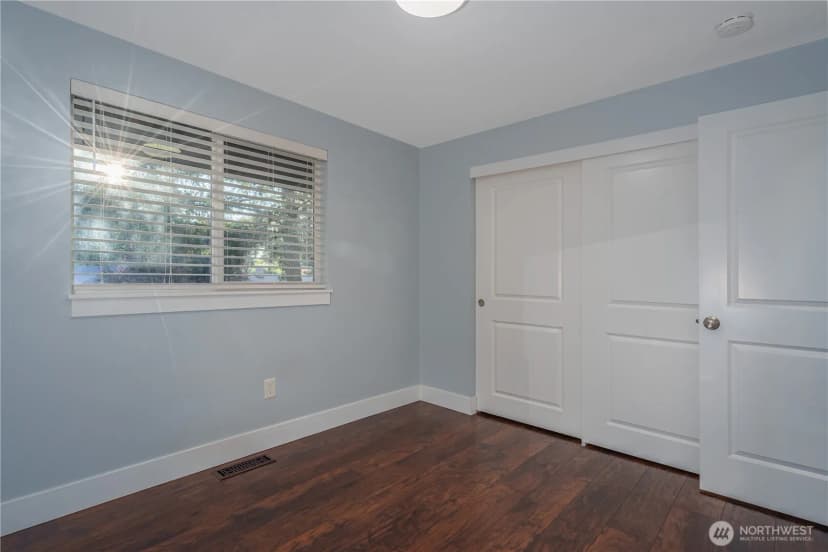 Property photo for 7501 89th Avenue Sw, Lakewood photo 25