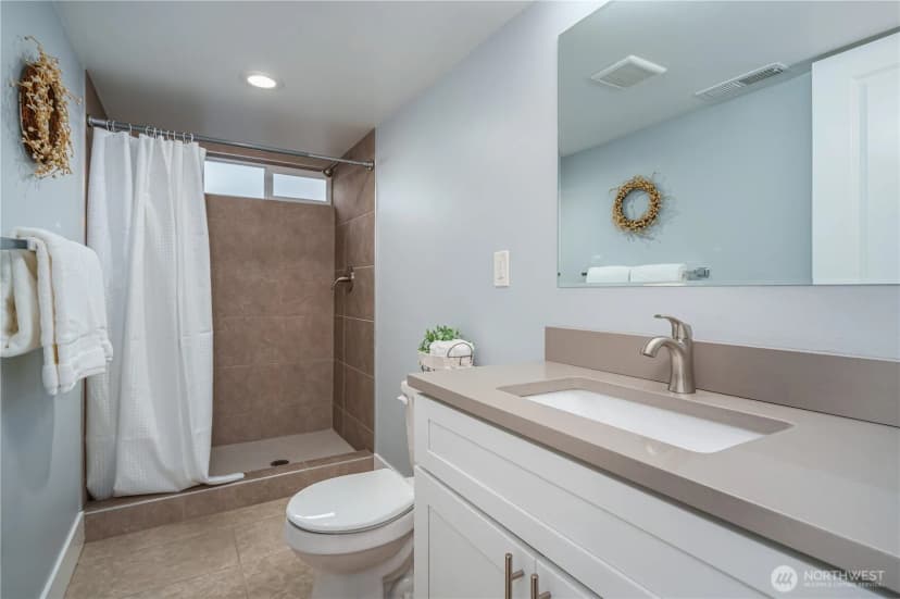 Property photo for 7501 89th Avenue Sw, Lakewood photo 32
