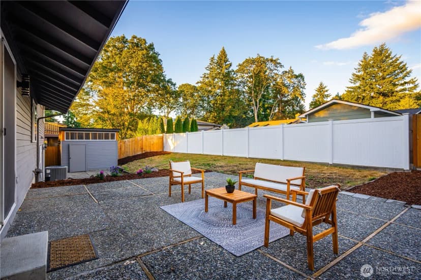 Property photo for 7501 89th Avenue Sw, Lakewood photo 15