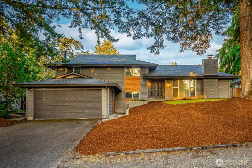 Property photo for 7501 89th Avenue Sw, Lakewood